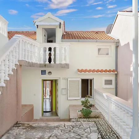 דירה One-bedroom In