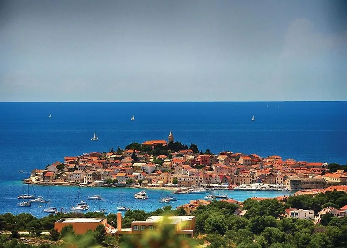 One-bedroom In דירה