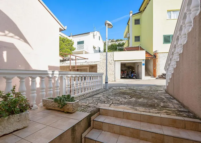 아파트 One-bedroom In *