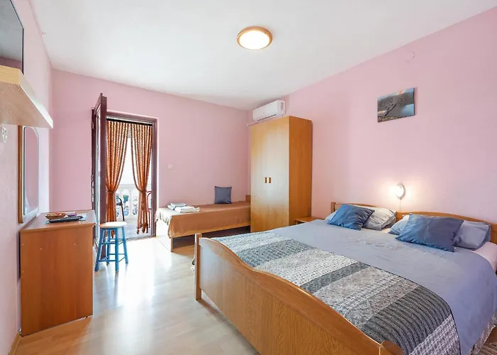 Appartement One-bedroom In Primošten